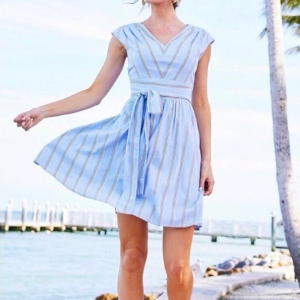 Vineyard Vines seersucker Blue Striped Summer Dress with Tie Waist 18 4thJuly